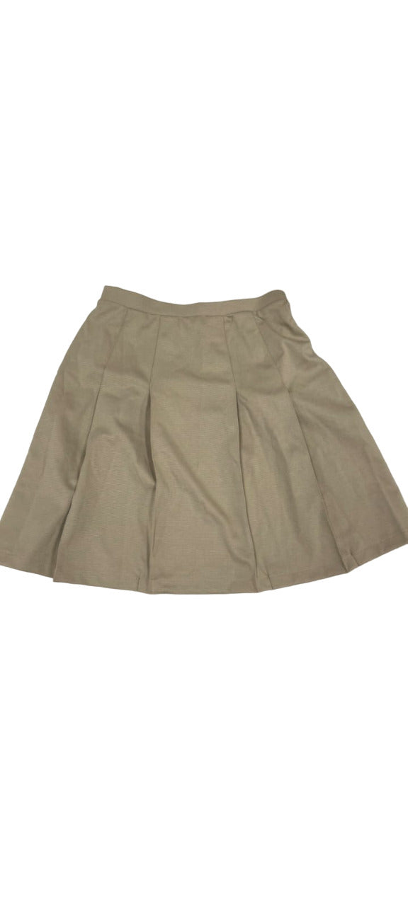 This skirt combines a classic design with a modern twist Size 16