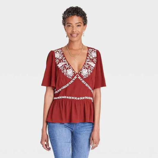 Women's Short Sleeve Embroidered Top  Knox Rose Maroon S