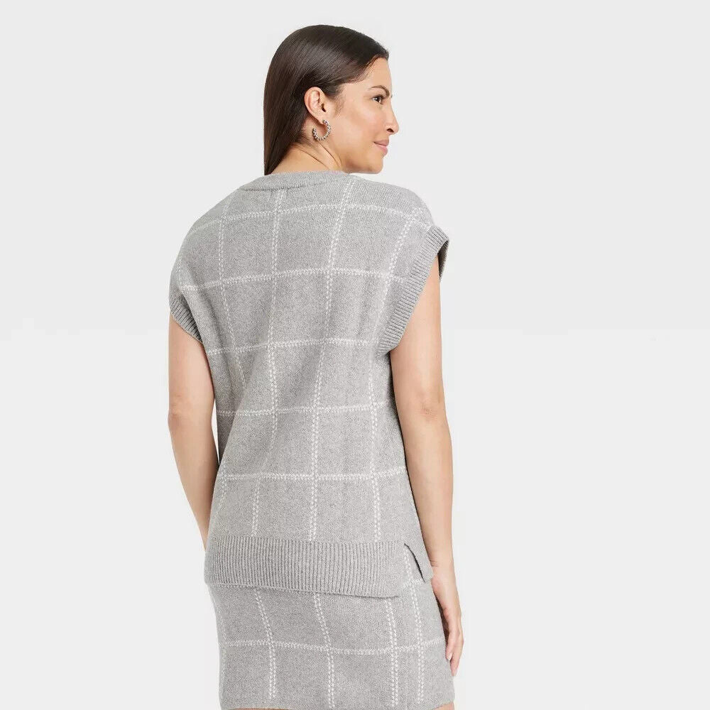 Women's V-Neck Sweater Vest - A New Day Gray Windowpane M