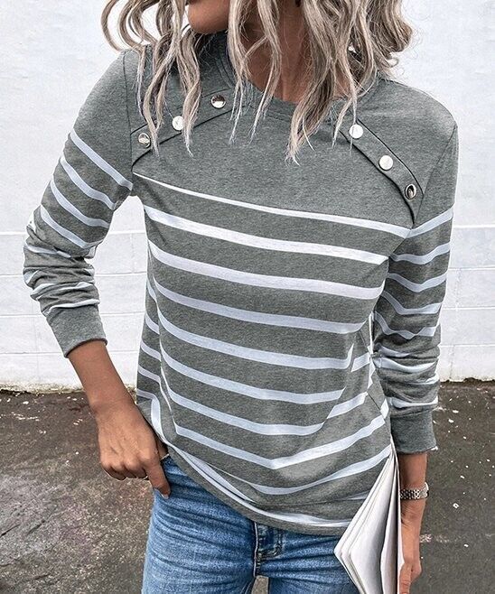Gray & White Stripe Button-Snap Long-Sleeve Top Size M