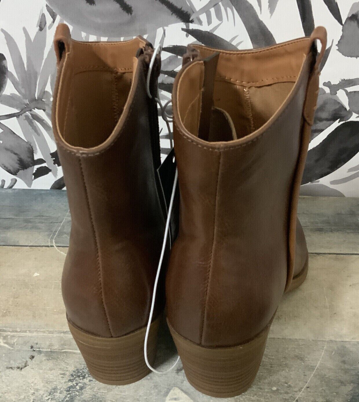 NWT Women Marlow Wide Width Western Boots - Universal Thread Brown 6.5W