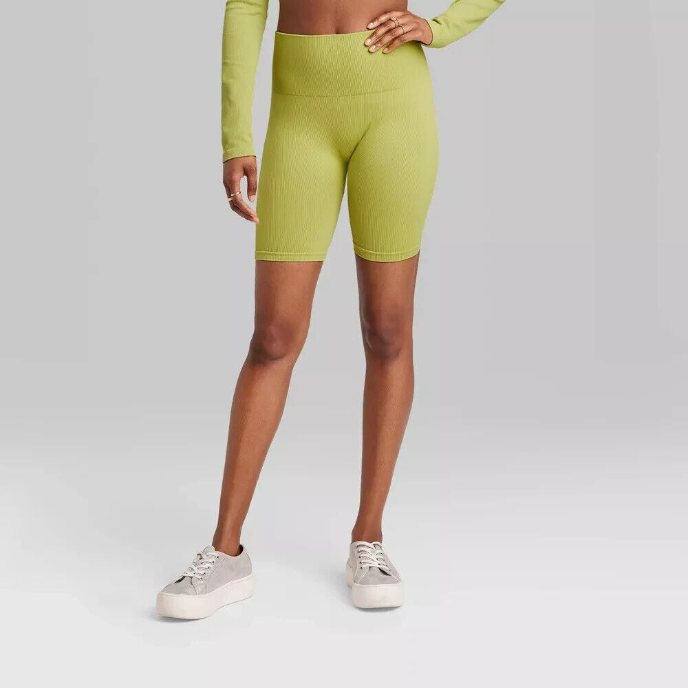 Women s High-Rise Seamless Bike Shorts - Wild Fable Size L